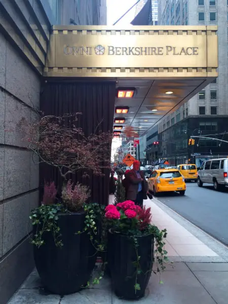 omni berkshire place in midtown manhattan