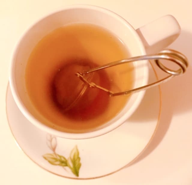 spiced apple chai loose leaf tea - gifts for tea lovers