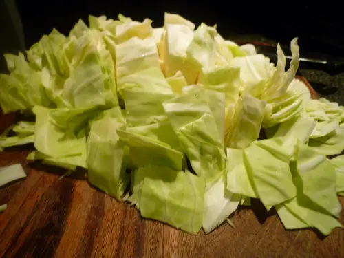 How to cut cabbage