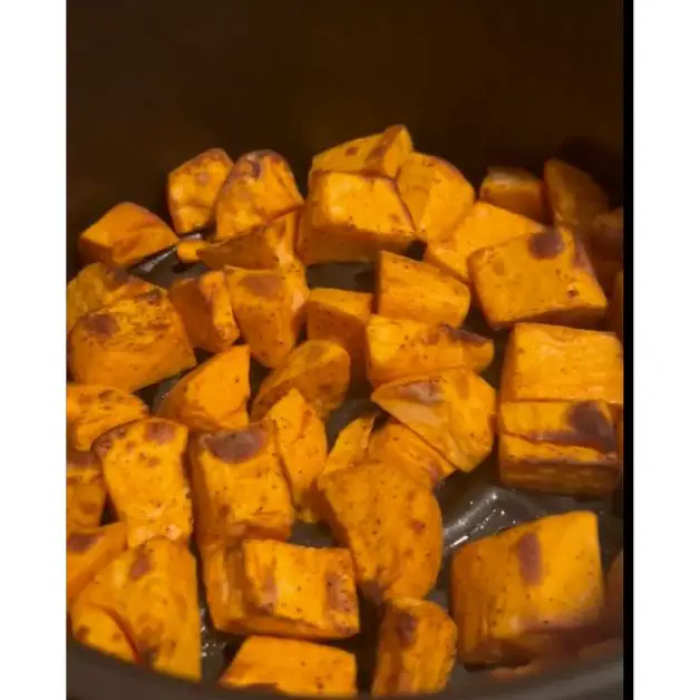 simple air fryer roasted sweet potatoes